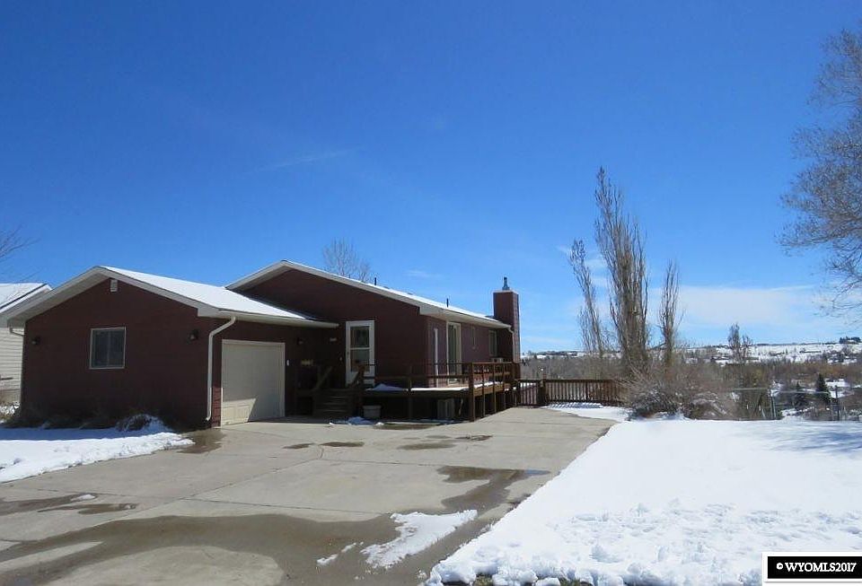 1st image of 818 Vance Dr