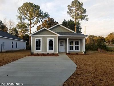 18989 Florida St, Robertsdale, AL, 36567