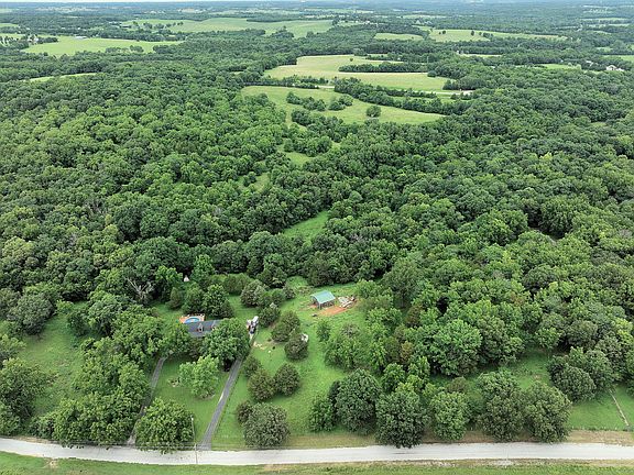 4th image of 10 Acres Green Valley Road