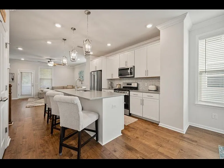 122 Rowans Creek Dr — Photo 10