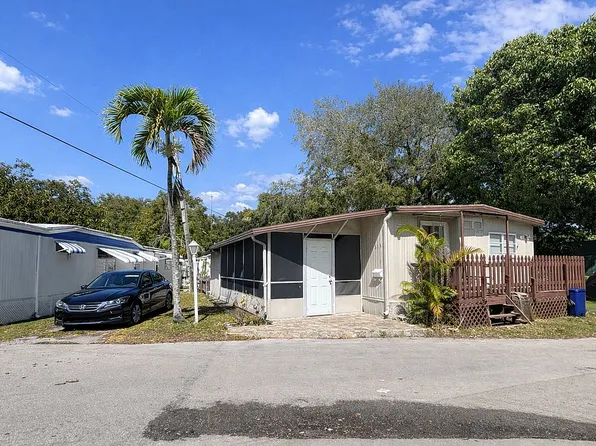 3120 W Hallandale Beach Blvd #613, Hallandale, FL 33009