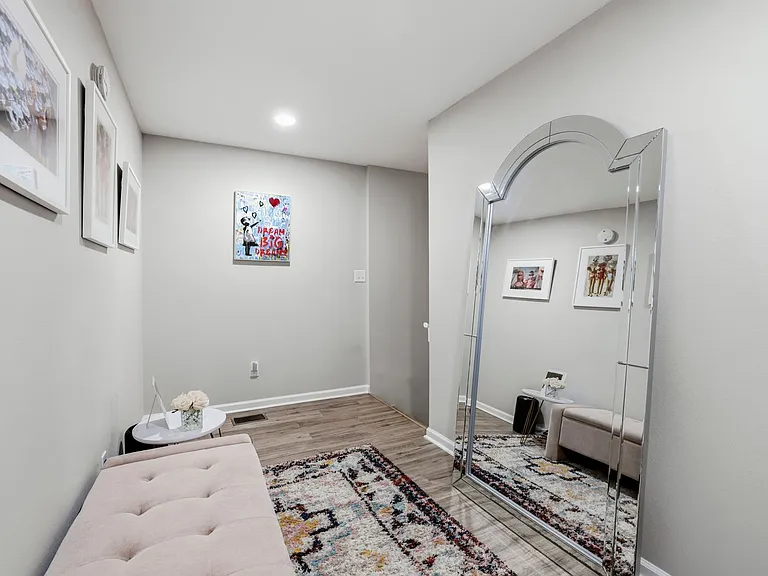 1241 N Bronough St — Photo 15