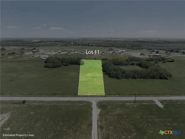 11 County Road 342, La Vernia, TX 78121