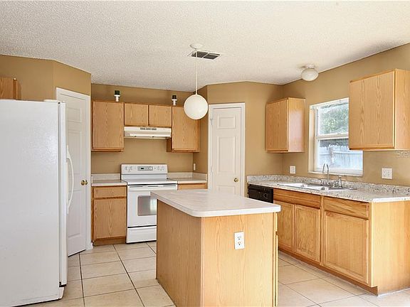 4th image of 6628 Pomeroy Cir