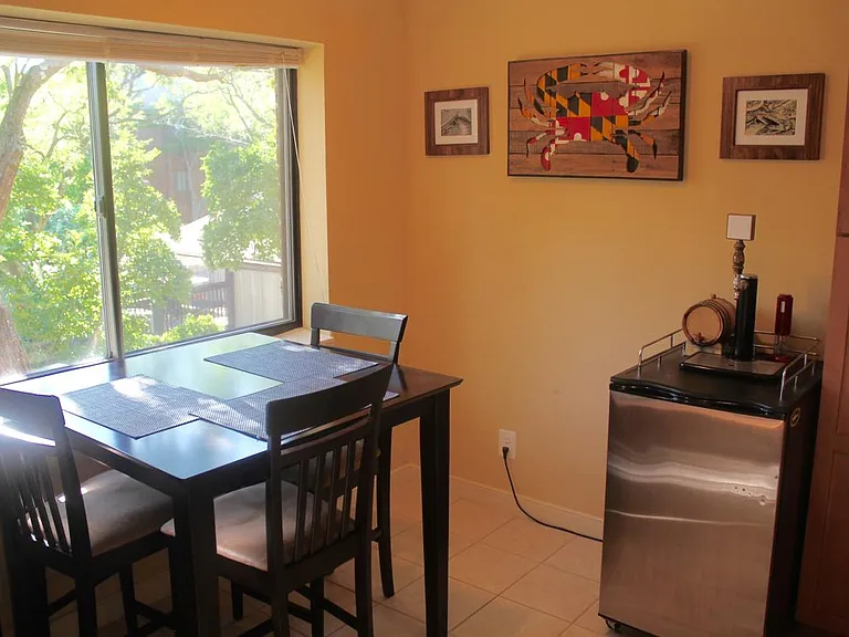 302 Hilltop Ln #F — Photo 8