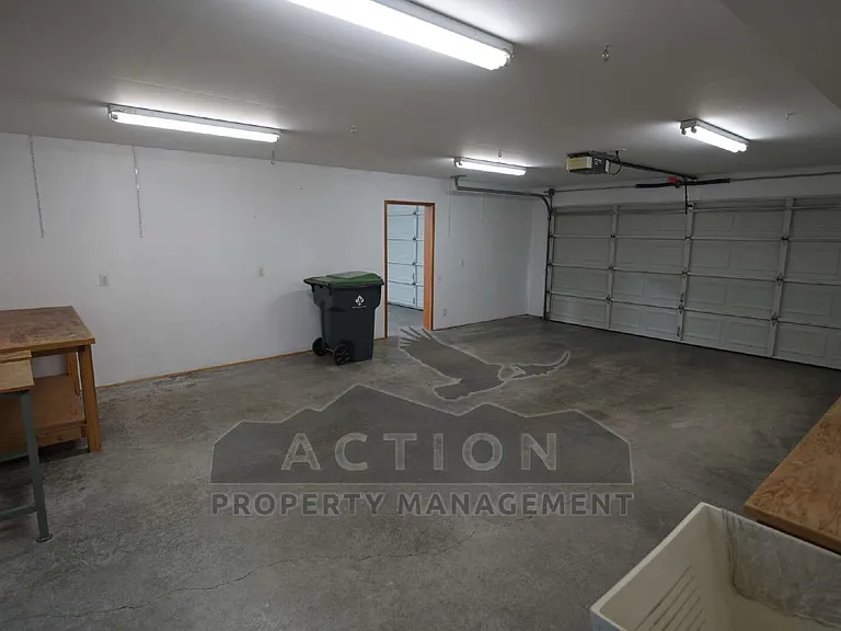 23 Karie Ct — Photo 50