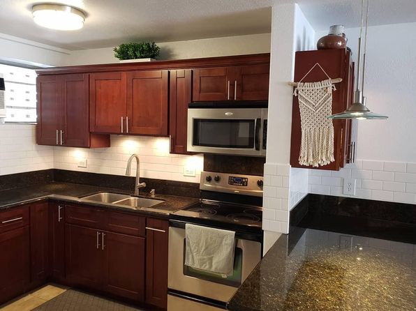 1423 Emerson St APT 205