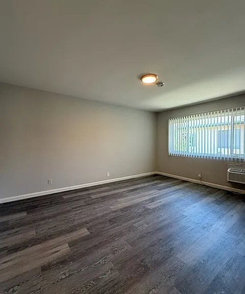 4365 Ventura Canyon Ave #6 — Photo 9