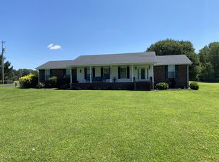 182 Arnetty Dr, Cottontown, TN 37048