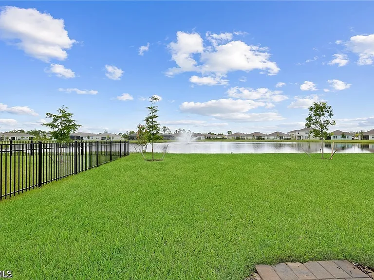 2621 Table Coral Trl — Photo 26