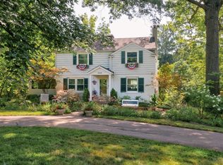 1218 Eversole Rd, Cincinnati, OH 45230