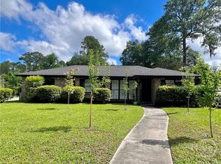 1802 NE 62nd St, Savannah, GA 31404