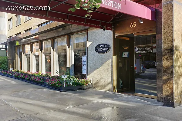 Sold by Corcoran | media 6