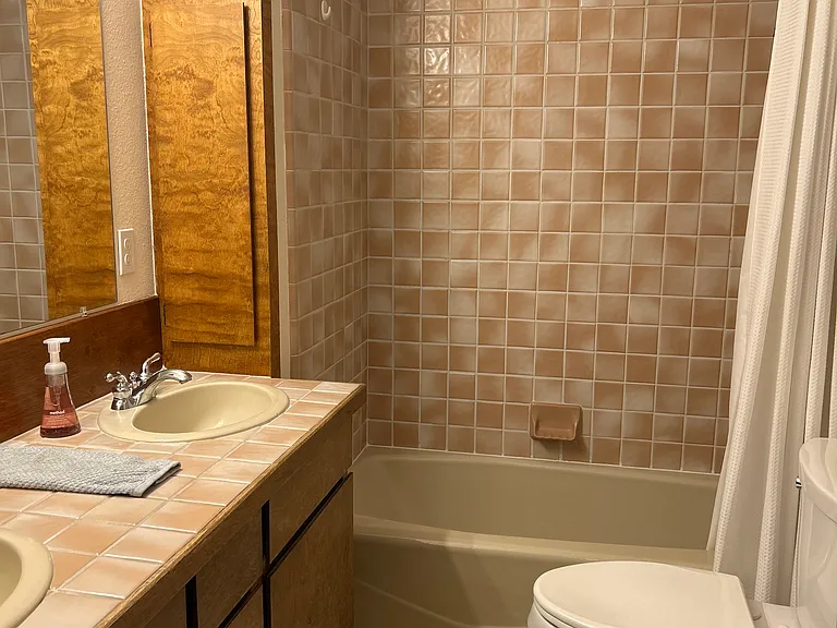 Via Casa — Photo 15