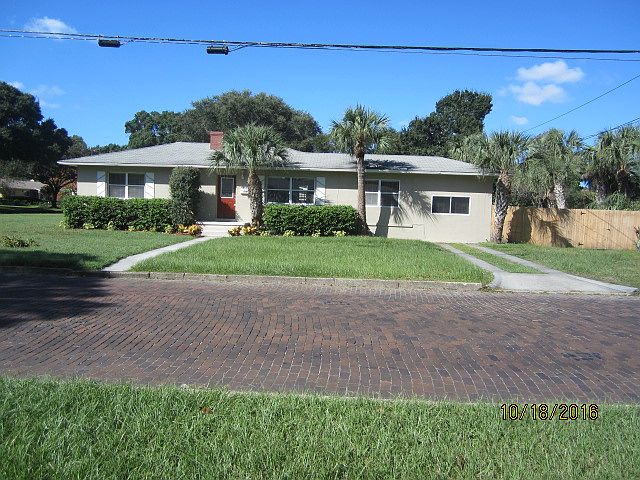 1st image of 800 61st St N