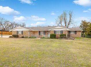 1750 W Rose Oak Dr, Mustang, OK 73064
