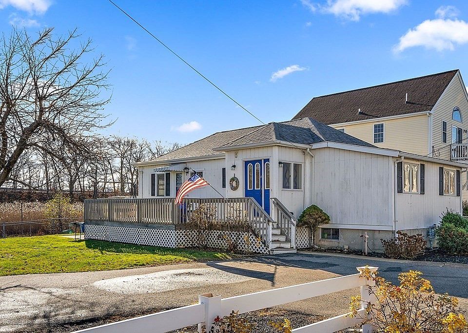 693 Sea St, Quincy, MA 02169 Zillow
