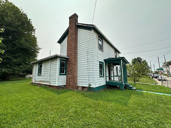 2nd image of 1019 Dearing St