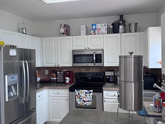 3rd image of 13379 SW 142nd Ter