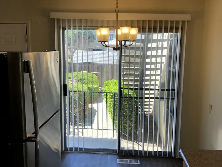 5900 Jefferson Ave — Photo 15