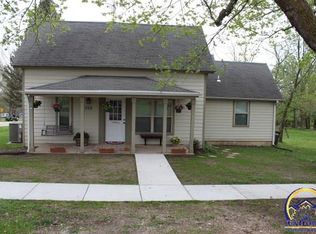 308 Annetta Ave, Hoyt, KS 66440