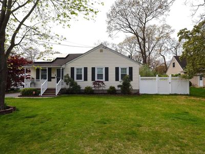 50 Pauchogue Avenue, East Islip, NY, 11730