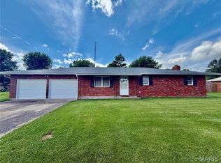 103 Sharon Dr, Montgomery City, MO 63361