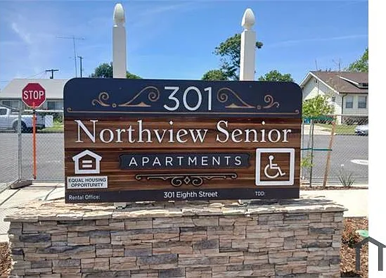 1 bed, 604 sqft, $1,035 — Photo 2
