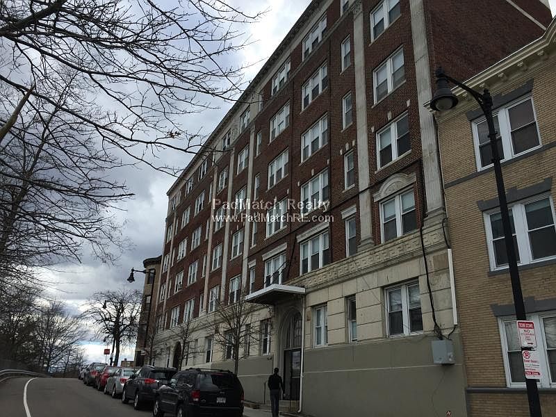 2nd image of 1687 Commonwealth Ave APT 12A