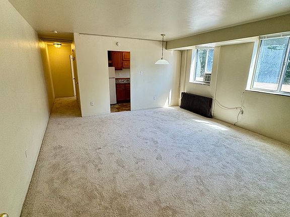 3rd image of 816 Perry Hwy APT 22