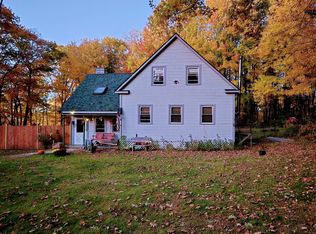 233 Middle Rd, Deerfield, NH 03037
