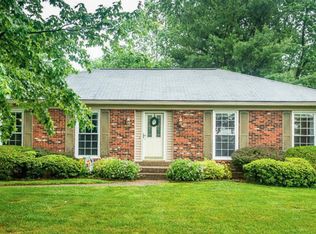 1109 Meadowridge Trl, Goshen, KY 40026