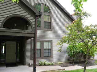 3810 Northwoods Ct NE UNIT 3, Warren, OH 44483