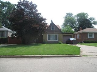 319 Clayton Rd, Hillside, IL 60162