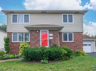 10 Sheppard Ter FLOOR 2, East Rutherford, NJ 07073