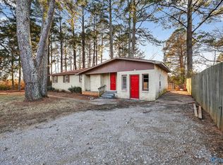 1711 Brandontown Rd NW, Huntsville, AL 35816