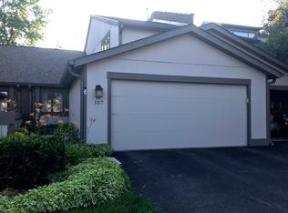 107 Ginger Ct #107, Rolling Meadows, IL 60008