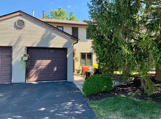 26 Holly Ct, Flemington, NJ 08822