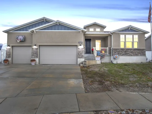 673 W Deepdale Ct, Stansbury Park, UT 84074