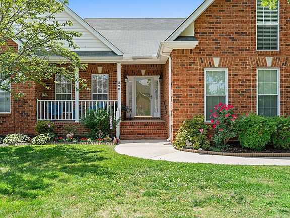2nd image of 228 Comer Cir