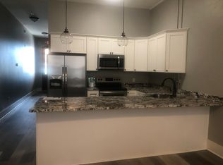 790 Howard Ave APT B, Biloxi, MS 39530