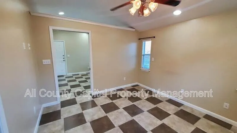 1 bed, 1.0 bath, 480 sqft, $1,645 — Photo 4