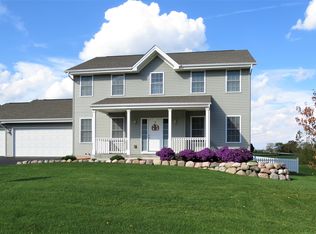 1049 Wake Forest Pkwy, Rockton, IL 61072