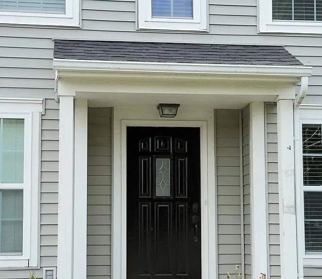 420 Smokey Hill Rd — Photo 2