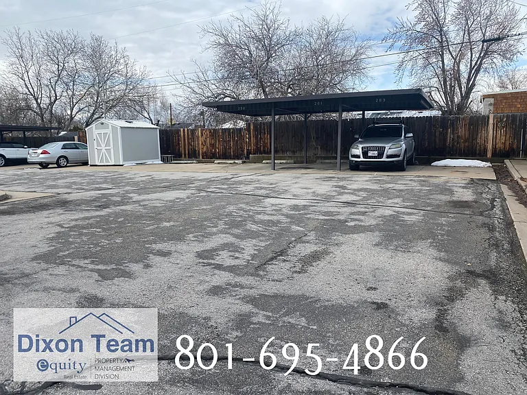 263 E 100 N — Photo 21