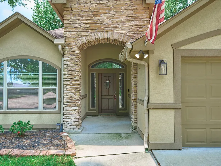 13613 Vail Dr — Photo 3