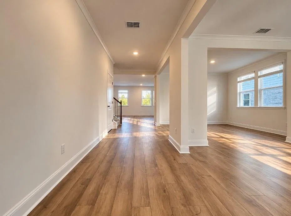 4 bed, 3.5 bath, 3067 sqft, $3,450 — Photo 2