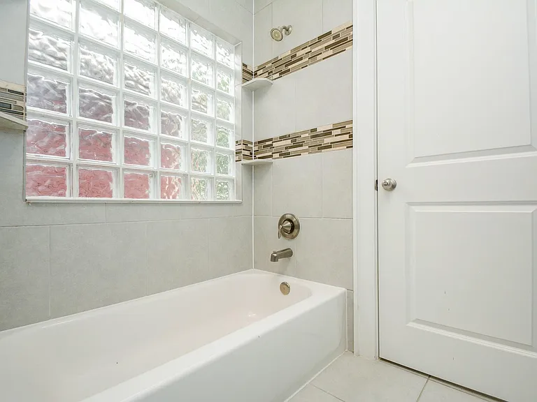 1514 Prince St — Photo 17
