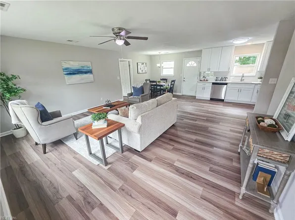 800 Churchill Dr, Virginia Beach, VA 23464