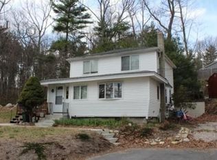 48 Spring St, Hopkinton, MA 01748